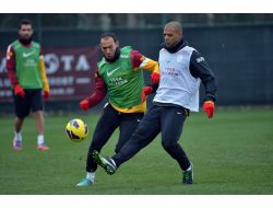 Galatasarayda Çalışmalar Devam Ediyor