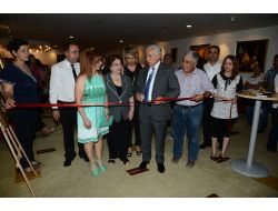 Meysun Mirelin Sergisini Zihni Aldırmaz Açtı