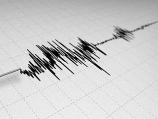 Egede korkutan bir deprem daha