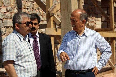 74 Yıl Ev Olarak Kullanılan Cami Aslına Dönüyor