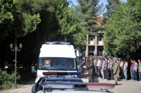 Diyarbakır’daki Şehitler Memleketlerine Uğurlandı