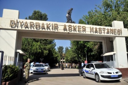 Diyarbakır’daki Şehitler Memleketlerine Uğurlandı