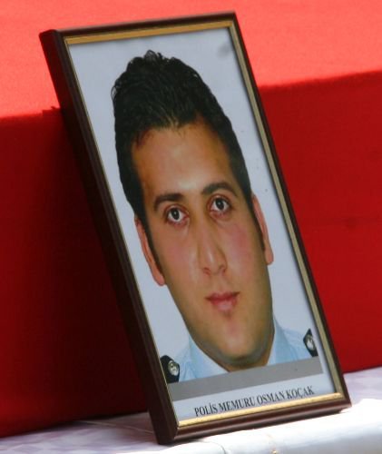 Sivas Haberleri: Beyin kanaması geçiren polis memuru hayatını kaybetti 27