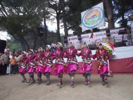 Körfez'deki Karadenizliler Yayla Şenliğine Hazırlanıyor