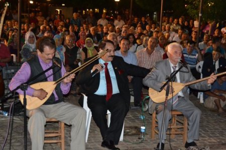 Kozanlılar, Aşıklarla Coştu