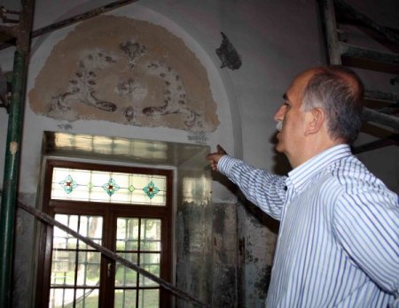 Muradiye Ve Hamza Bey Camileri Görkemli Günlerine Dönüyor