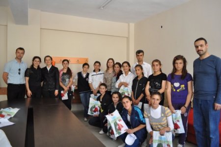 Sason-der’den Öğrencilere Kitap