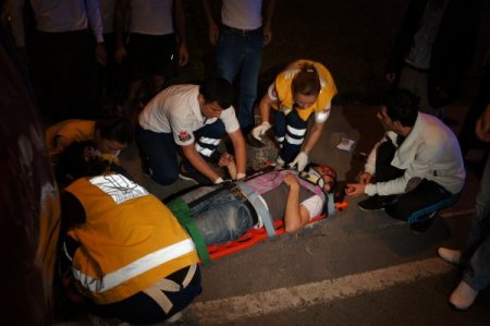 Şişli Ve Zeytinburnu'nda Kaza: 5 Yaralı