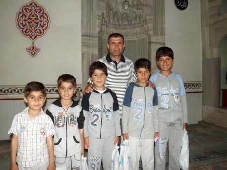 Sünnet Olan Depremzede Kardeşler İçin Mevlid-i Şerif Okundu
