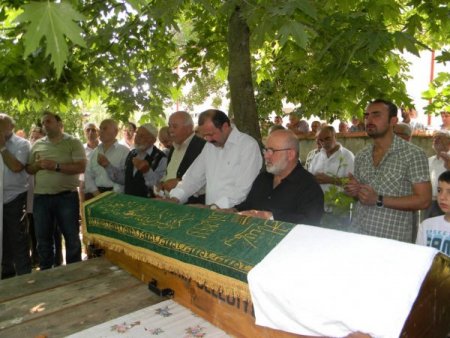 Trafik Kazasında Ölen Karı Koca Toprağa Verildi