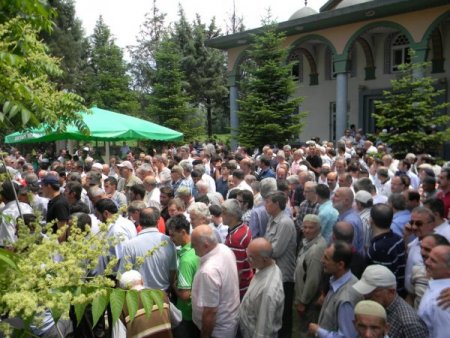 Trafik Kazasında Ölen Karı Koca Toprağa Verildi
