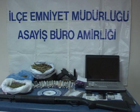Uyuşturcu Satıcılarına Gündüz Operasyonu