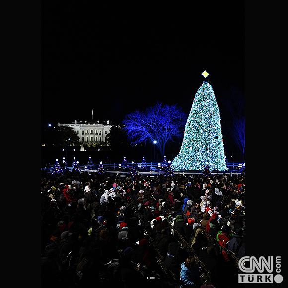 Beyaz Sarayın ağacı ışıklandırıldı 4