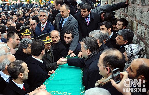 Erbakan son yolculuğuna uğurlandı... 16
