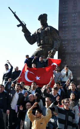 Saldırı sonrası Türkiye ayağa kalktı  16
