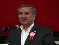 Bülent Arınç Kurşunlu Han Öğrenci Yurdu Pilav Gününe Katıldı