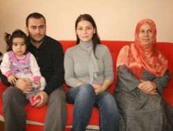 Vandaki Depremden Kurtulan Doktor Ve Öğretmen Eşi, Dehşet Dakikalarını Anlattı