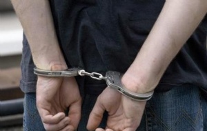 İzmirde 20 adliye çalışanı FETÖden tutuklandı