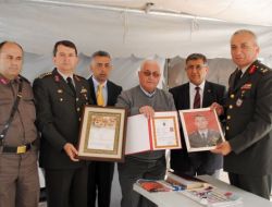 Şehit Üsteğmen Şarlakın Berat Ve Onur Belgesi