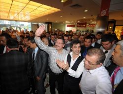 Polat Alemdar, Sincanda Düğün Alışverişi Yaptı