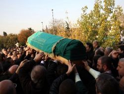 Ömer Lütfi Meteyi Son Yolculuğunda Sevenleri Yalnız Bırakmadı!