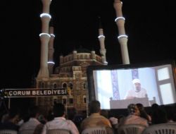 Çorumda Ramazan Etkinlikleri: Kelebekler Sonsuza Uçar Filmi Gösterildi