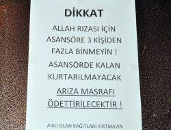 Asansörde Kalan Kurtarılmayacak Yazısını Gören Binmekten Vazgeçiyor