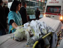 Mum Yakmak İsteyen 2 Buçuk Yaşındaki Çocuk Beşikteki 3 Aylık Kardeşini Yaktı