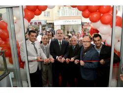 Bursanın Rekortmen Börekçisi İkinci Şubesini Açtı