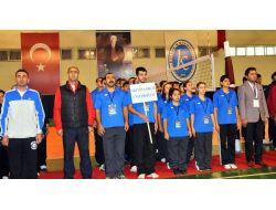 Kars’ta Üniversiteler Arası Voleybol Turnuvası Başladı