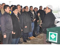 Sanatçı Ümit Besenin Kardeşi Toprağa Verildi