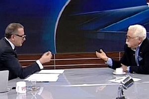 Salak mıyım ben... Evet salaksın!