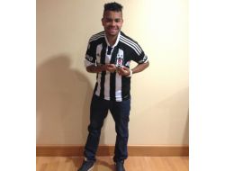 Dentinho Beşiktaş Forması Giydi