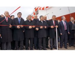 Türkiyenin İlk Araştırma Gemisi Suya İndirildi