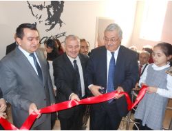 Öğrenciler, ‘şairler Ve Tasarım Sokağından Geçiyor