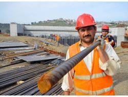 İzmirde Uçan Yolun Dörtte Biri Bitti