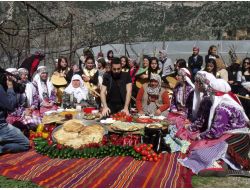 Demre Davetsiz Misafiri Ağırladı