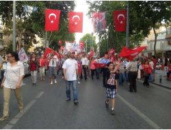 Kadıköy 19 Mayıs’ı Yürüyerek Kutladı