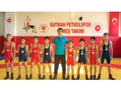 Batman Petrolspor Güreş Takımı Madalya Toplamaya Devam Ediyor