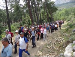 Sporseverler 9 Kilometre Yürüyecek