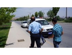 Motorlu Şahsın Çantasından Uzun Namlulu Silah Çıktı