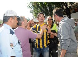 Gezi Parkı Eylemcilerine Polis Değil Sınava Gidemeyen Vatandaş Müdahale Etti