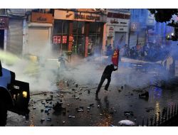 Taksim Meydanı Savaş Alanına Döndü