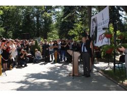 Nazım Hikmet’in Mezarında Gezi Parkı Protestosu