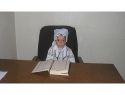 3 Yaşındaki Hümeyra Kuran-ı Kerim Okumayı Öğrendi