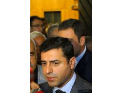 Demirtaş: Taciz Ateşi Çözüm Sürecini Etkilemez!