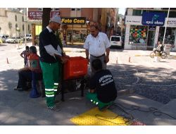 Adıyamanda Ana Caddelerdeki Çöp Kovaları Değiştiriliyor