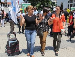 Bursada Kesk Üyeleri Taksim Gezi Parkı İçin Yürüdü