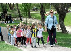 Yakacık, Yenimahalle’deki Okulların Piknik Alanı Oldu