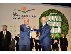 Adanaya Türkiyenin En Temiz Büyükşehiri Ödülü Verildi